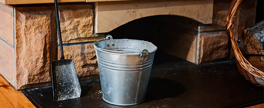 Clean The Fireplace Mantle And Hearth in Granite City, Illinois